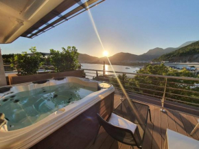 Luxury 2 BR apartment with jacuzzi in Dukley Resort